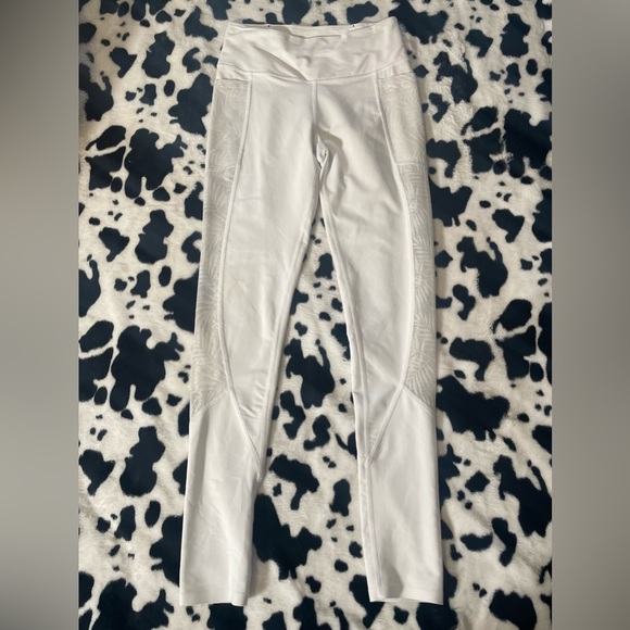 Victoria Sport White Leggings with Sparkly Palm Leaf Detailing - Picture 4 of 7